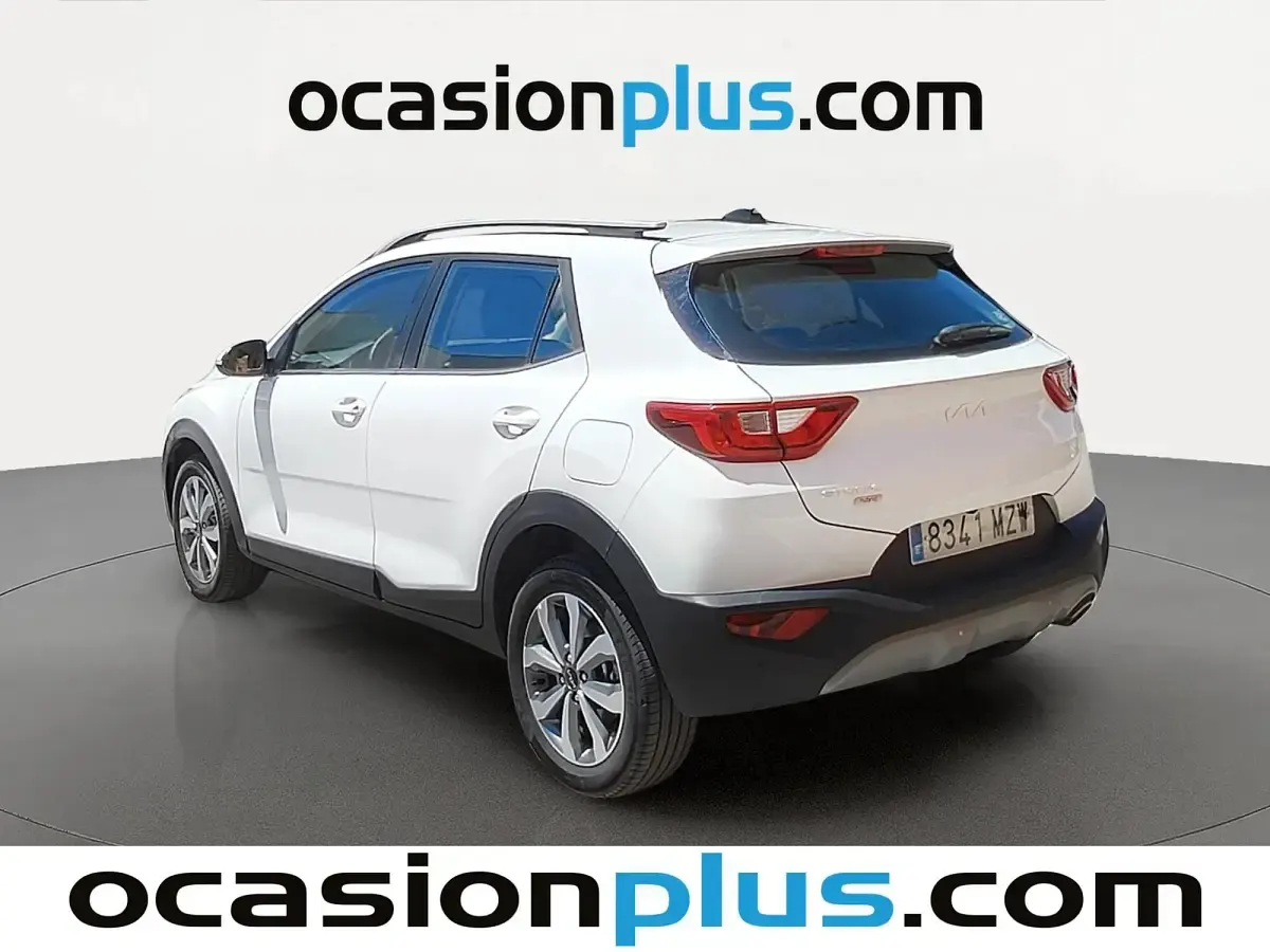 Usado Kia Stonic 101 CV (74 kW) 2025 Blanco SUV