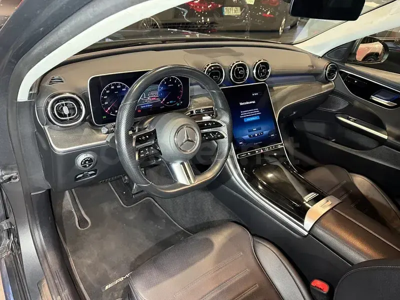 Usado Mercedes C200 204 CV (150 kW) 2022 Gris / plata Berlina