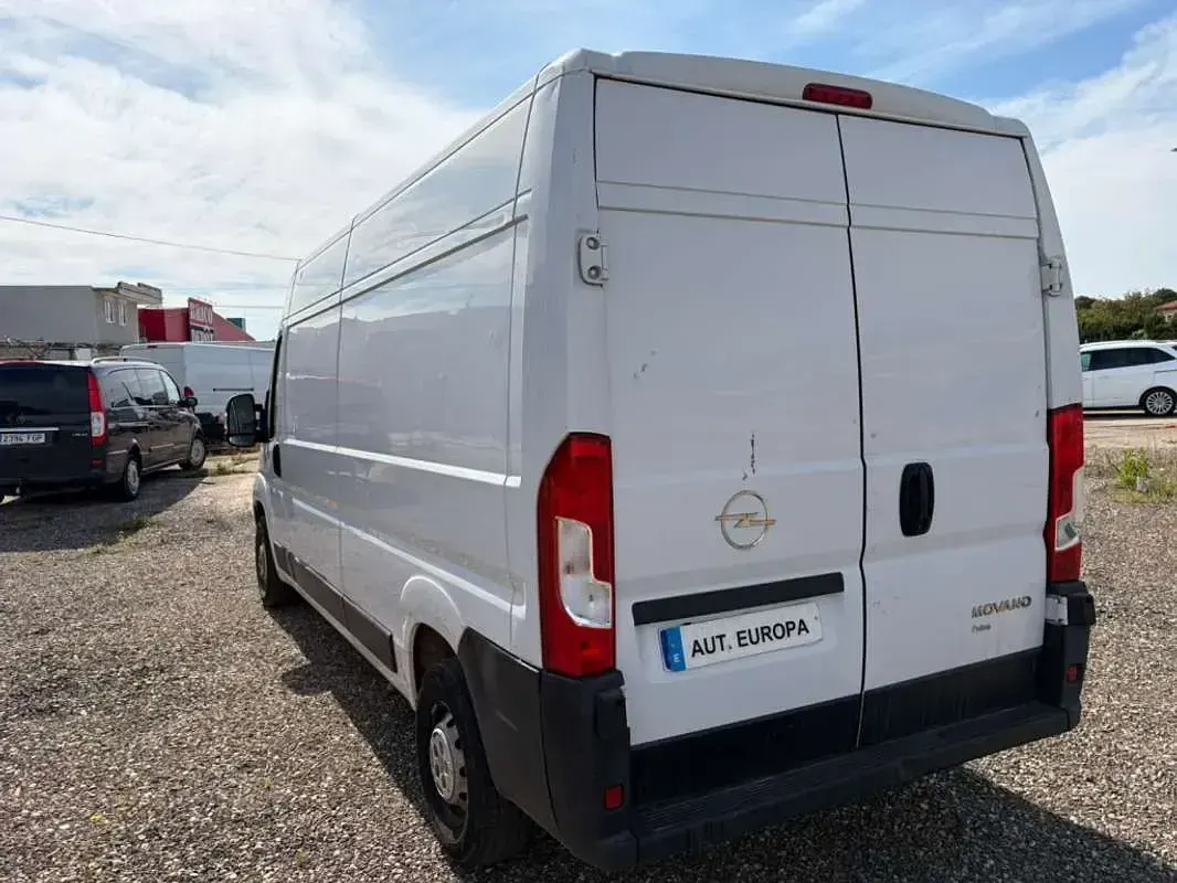 Usado Opel Movano 120 CV (88 kW) 2022 Blanco Van
