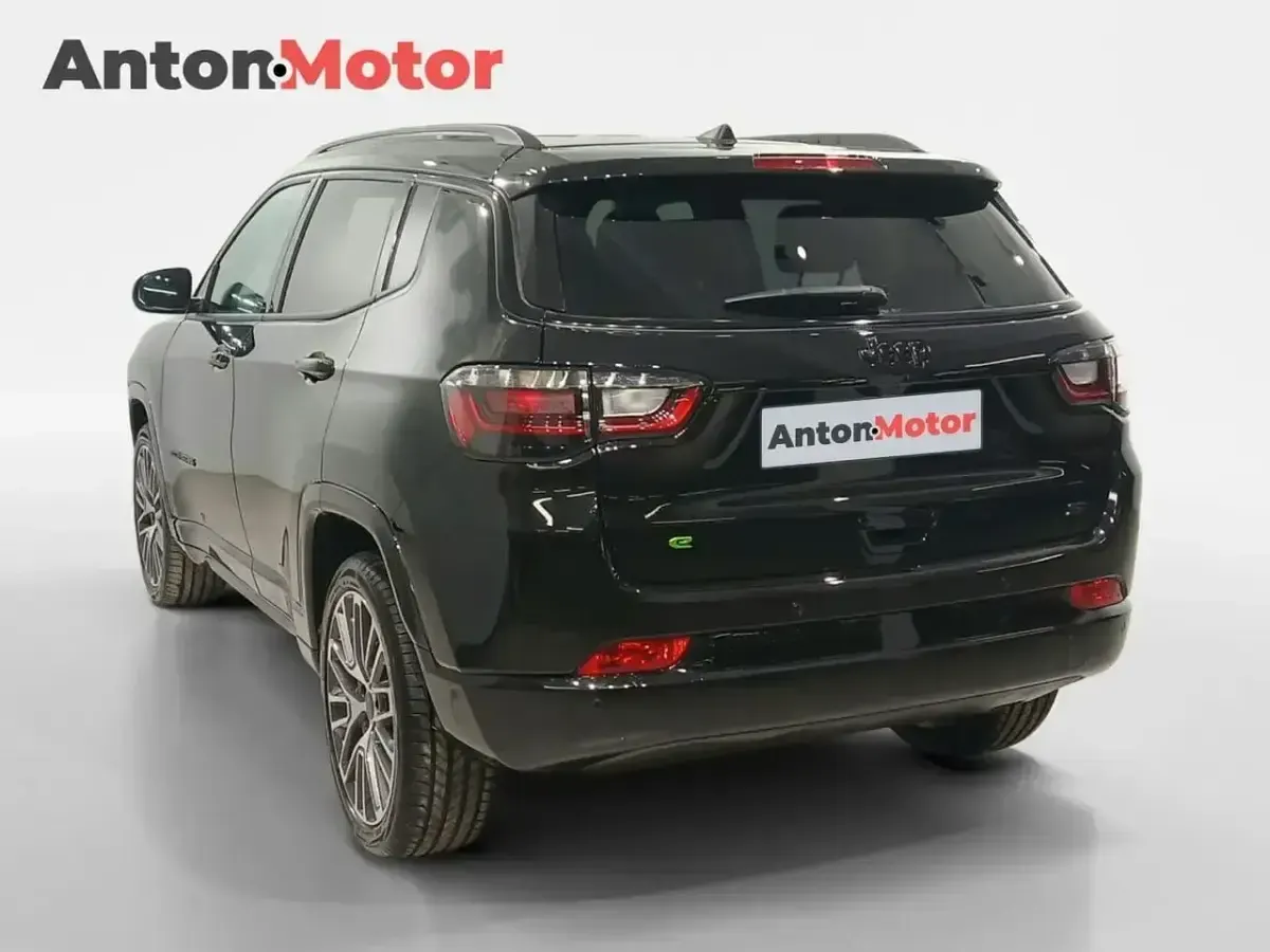 Nuevo Jeep Compass Summit 130 CV (95 kW) 2025 Negro SUV