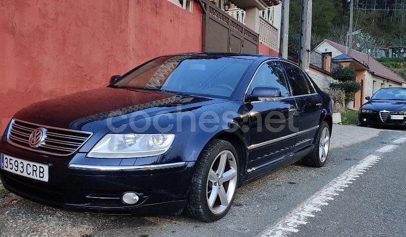 Usado VW Phaeton 240 CV (176 kW) 2004 Azul Berlina