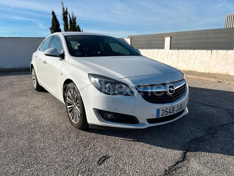 Blanco Usado 2015 Opel Insignia Excellence Berlina | 8990 € (Precio justo) - Imagen 1/4