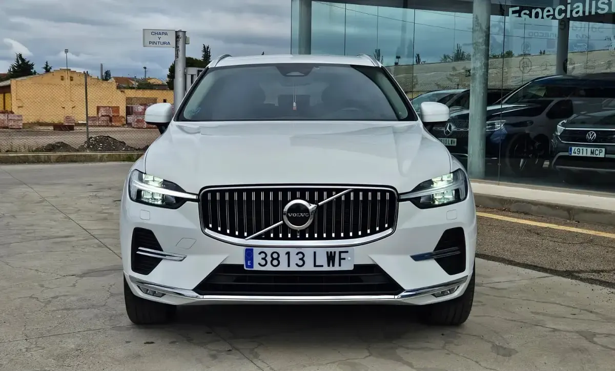 Usado Volvo XC60 Ultimate 197 CV (144 kW) 2022 Blanco SUV