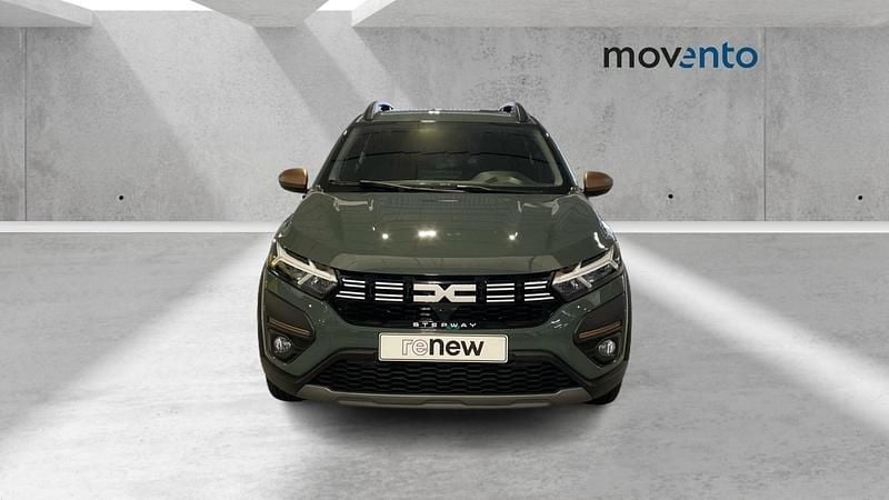 Usado Dacia Sandero Extreme 101 CV (74 kW) 2025 Verde Berlina