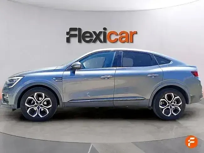Usado Renault Arkana Zen 140 CV (102 kW) 2022 Gris SUV