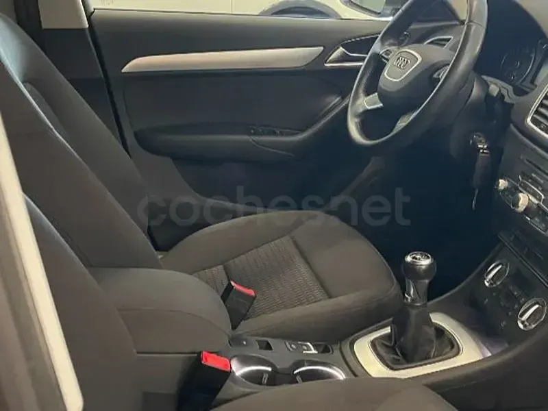 Usado Audi Q3 Ambition 140 CV (102 kW) 2014 Gris / plata SUV