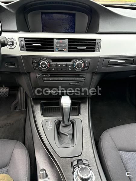 Occasion BMW 318 Executive 143 ch (105 kW) 2010 Noir Berline