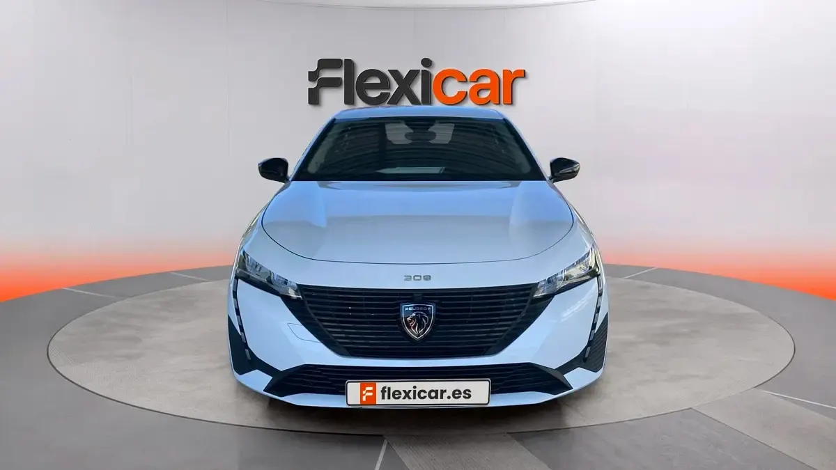 Usado Peugeot 308 Active 110 CV (80 kW) 2022 Blanco Berlina