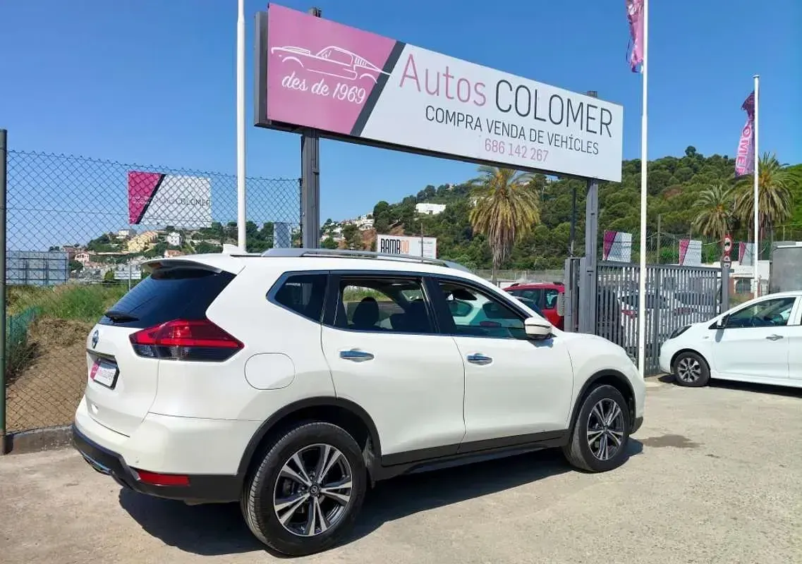 Usado Nissan X-Trail N-Connecta 150 CV (110 kW) 2019 Blanco SUV