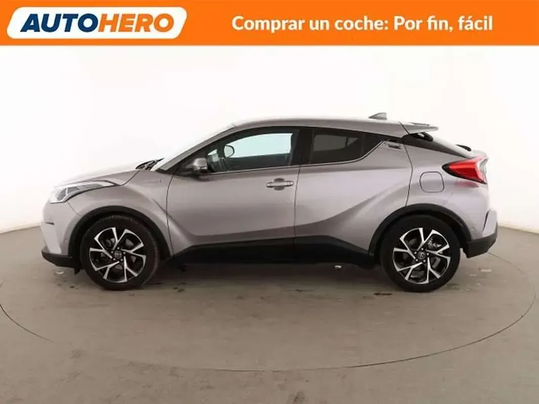 Usado Toyota C-HR Advance 122 CV (89 kW) 2018 Gris SUV