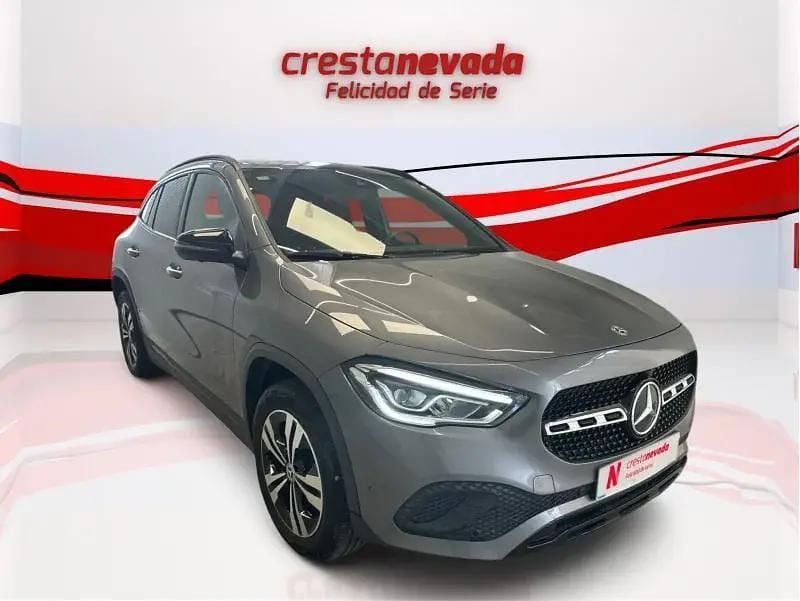 Usado Mercedes GLA200 150 CV (110 kW) 2020 Gris SUV