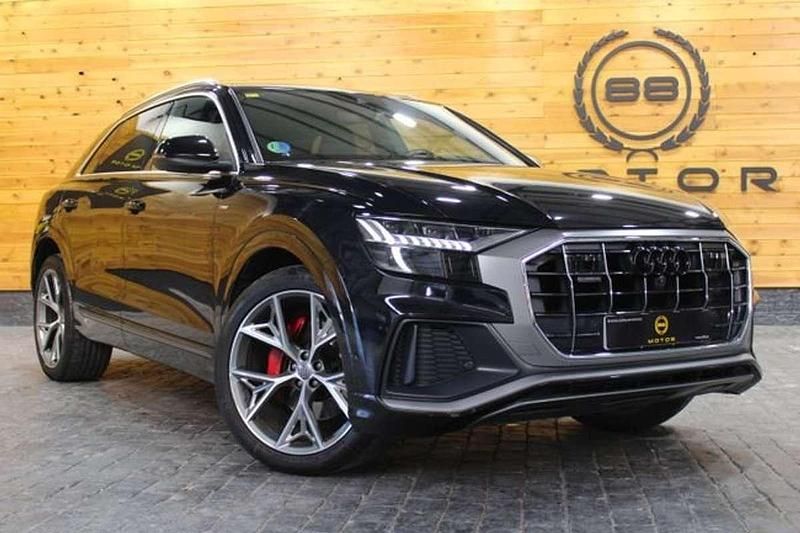 Usado Audi Q8 Ambiente 286 CV (210 kW) 2018 Negro SUV