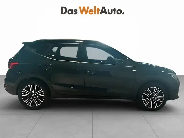 Usado Seat Arona FR 115 CV (84 kW) 2025 Azul SUV