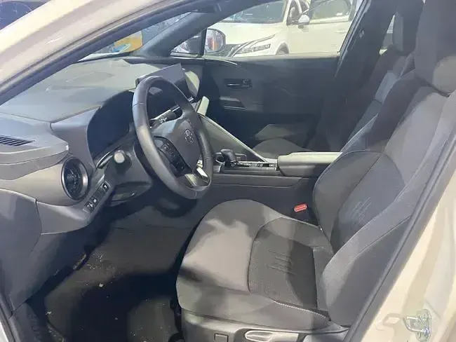 Usado Toyota C-HR Advance 140 CV (102 kW) 2025 Blanco SUV