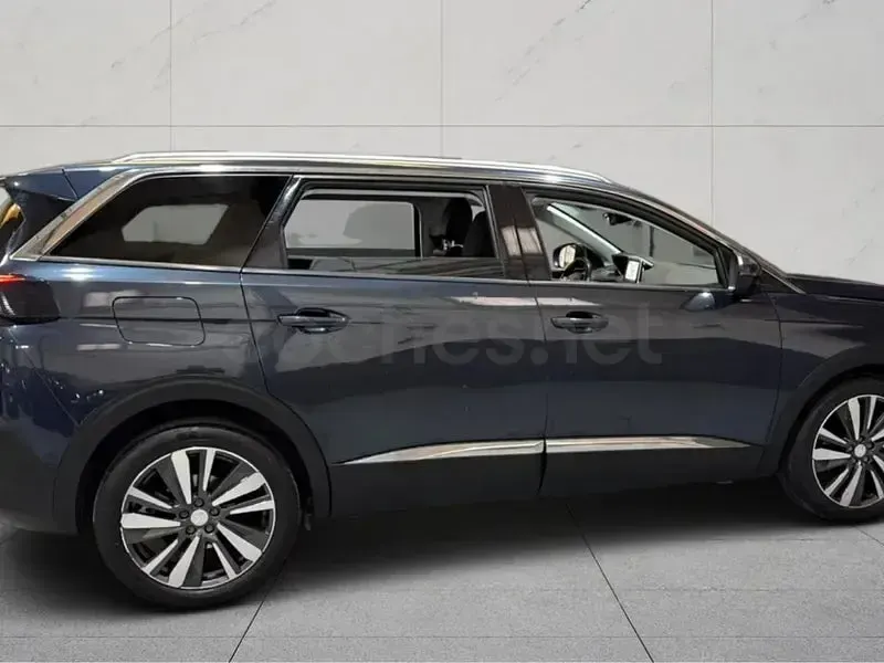 Usado Peugeot 5008 GT-line 150 CV (110 kW) 2018 Azul SUV