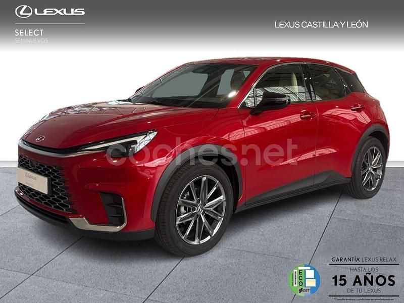 Rojo Usado 2024 Lexus LBX SUV | 32.890 € (Precio justo) - Imagen 1/4