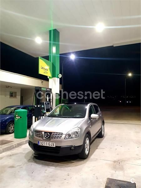 Usado Nissan Qashqai Acenta 150 CV (110 kW) 2008 Gris / plata SUV