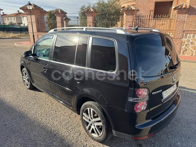 Negro Usado 2007 VW Touran Monovolumen | 3990 € - Imagen 1/4