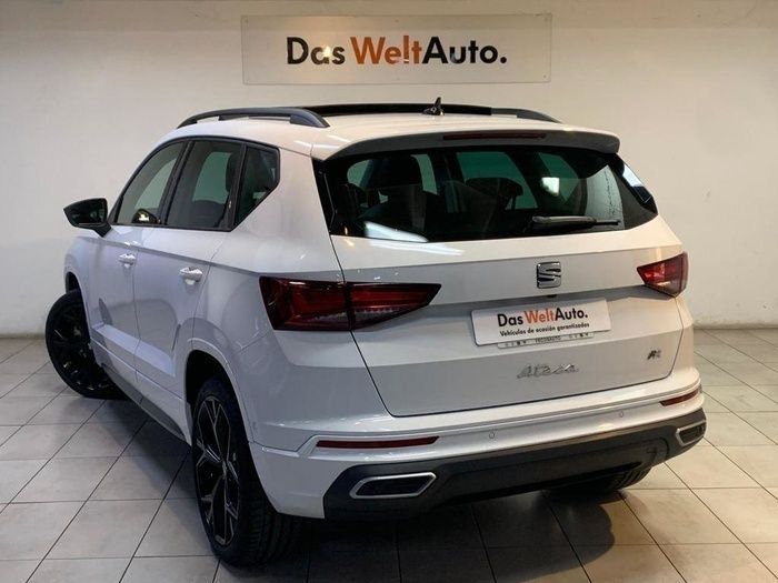 Blanco Usado 2022 Seat Ateca FR SUV | 33.990 € - Imagen 1/4