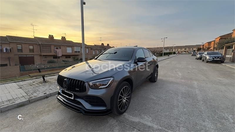 Usado Mercedes GLC300e 306 CV (225 kW) 2023 Gris / plata Coupe