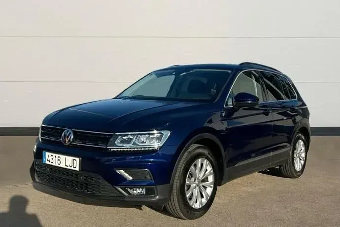 Usado VW Tiguan Advance 150 CV (110 kW) 2020 Azul SUV