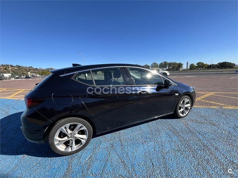 Usado Opel Astra Excellence 125 CV (91 kW) 2017 Azul Berlina