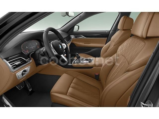 Negro Usado 2022 BMW 730 Comfort Edition Berlina | 46.900 € (Buen precio) - Imagen 1/2