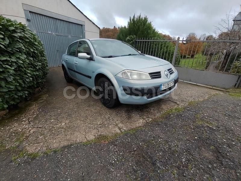Usado Renault Mégane II Dynamique 120 CV (88 kW) 2004 Azul Berlina