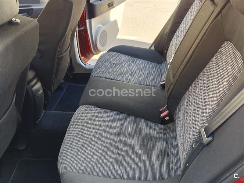 Usado Kia Ceed Active 115 CV (84 kW) 2008 Granate Utilitario