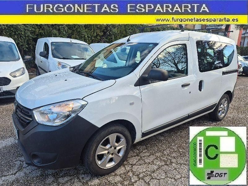 Usado Dacia Dokker Essentiel 95 CV (69 kW) 2020 Blanco Monovolumen