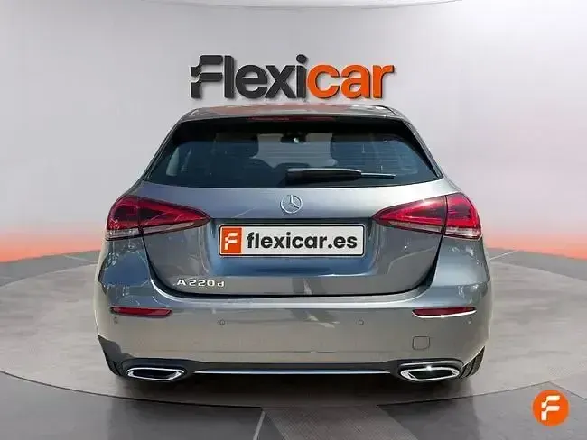Usado Mercedes A220 190 CV (139 kW) 2021 Blanco Berlina