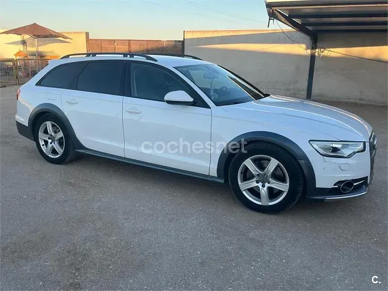 Usado Audi A6 Allroad 245 CV (180 kW) 2013 Blanco Familiar