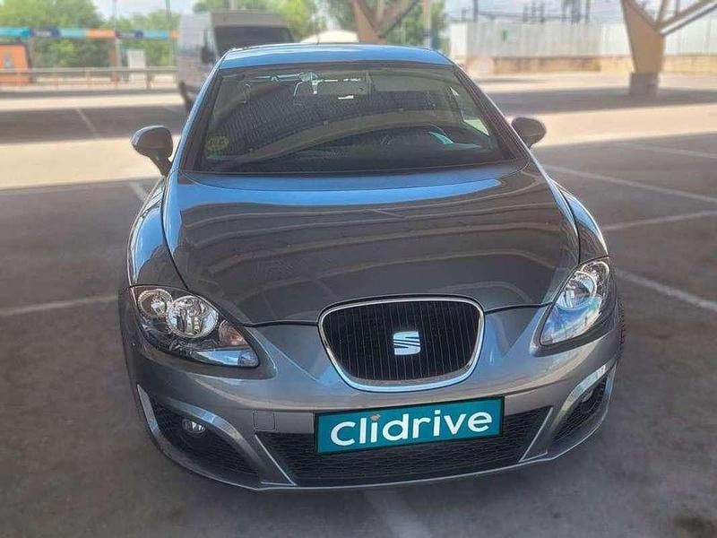 Käytetty Seat Leon Copa 140 HP (102 kW) 2012 Harmaa Viistoperä