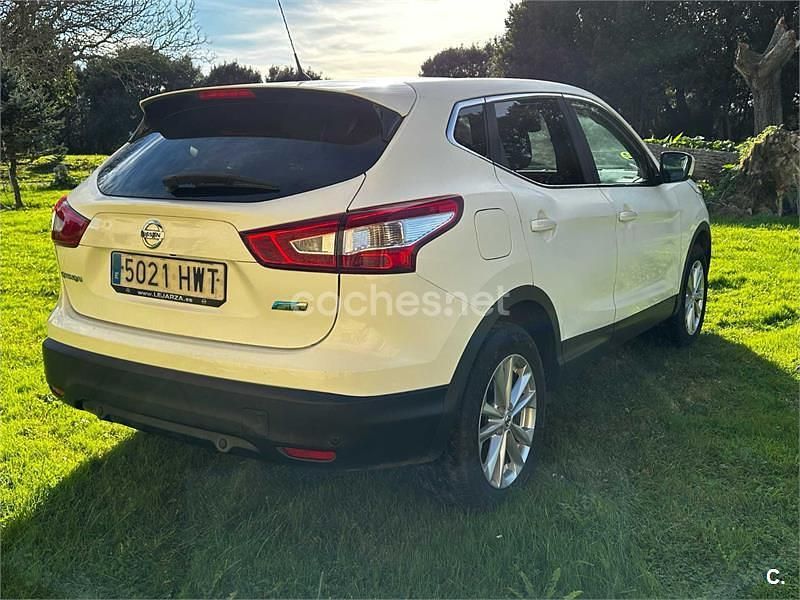 Usado Nissan Qashqai Acenta 110 CV (80 kW) 2014 Blanco SUV