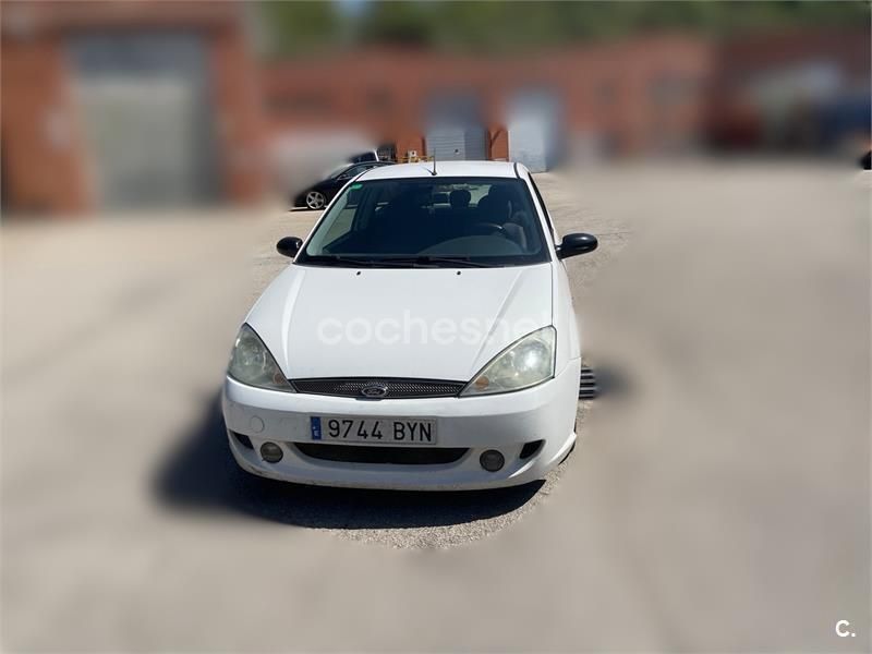 Blanco Usado 2003 Ford Focus Trend Berlina | 500 € (Super precio) - Imagen 1/2