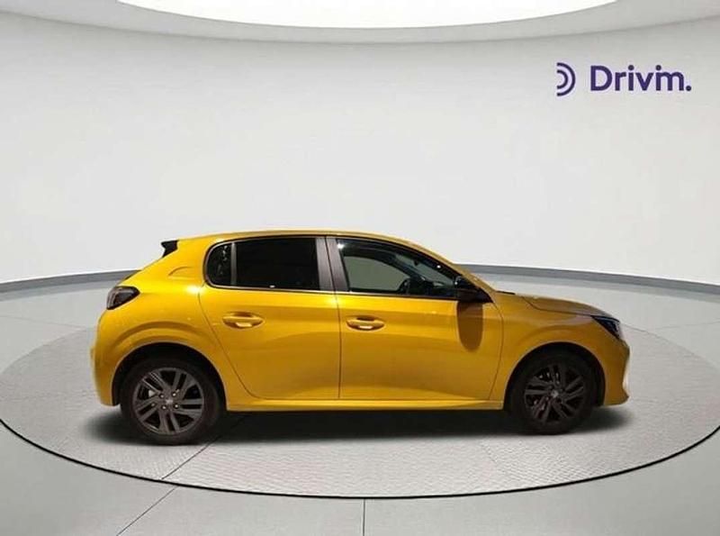 Usado Peugeot 208 Active 102 CV (75 kW) 2022 Blanco Utilitario