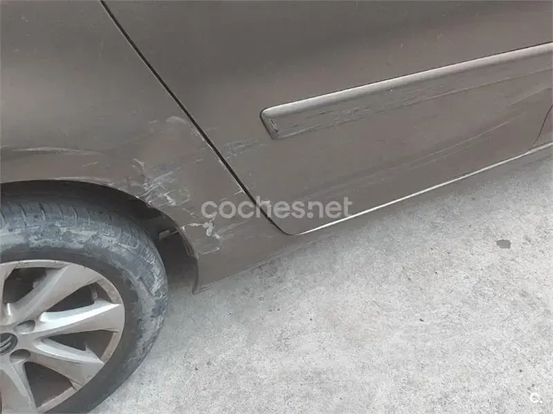 Usado Citroën C4 Picasso Seduction 120 CV (88 kW) 2011 Gris / plata Monovolumen