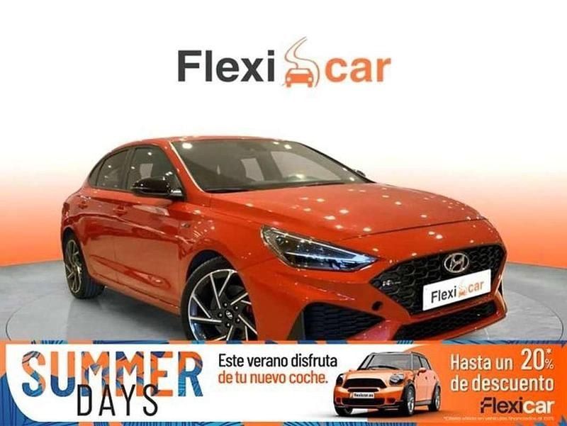 Rojo Usado 2021 Hyundai i30 N Line Berlina | 21.190 € - Imagen 1/4
