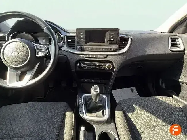 Occasion Kia Ceed 136 PK (100 kW) 2023 Zwart Hatchback