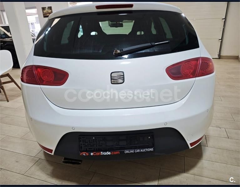 Usado Seat Leon CUPRA 265 CV (194 kW) 2010 Blanco Berlina