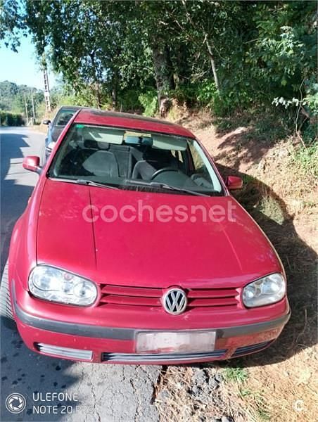 Granate Usado 2002 VW Golf IV Conceptline Berlina | 1300 € (Super precio) - Imagen 1/4