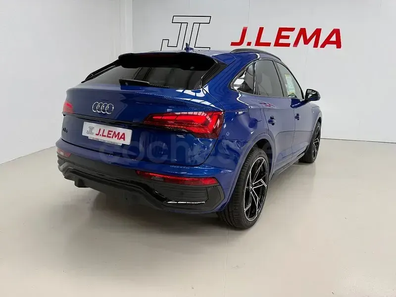 Usado Audi Q5 Sportback Ambiente 163 CV (119 kW) 2022 Azul SUV