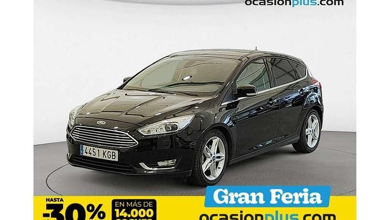 Negro Usado 2017 Ford Focus Titanium Utilitario | 11.900 € (Precio justo) - Imagen 1/4