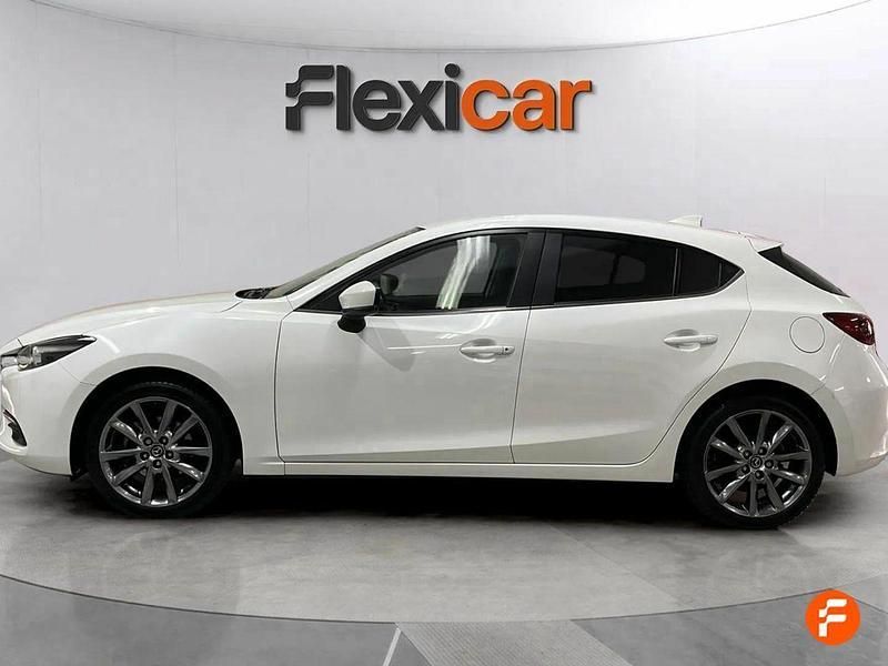 Usado Mazda 3 120 CV (88 kW) 2017 Blanco Berlina