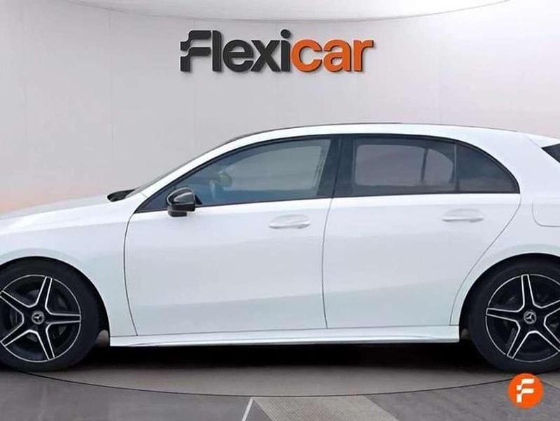 Usado Mercedes A180 116 CV (85 kW) 2019 Blanco Utilitario
