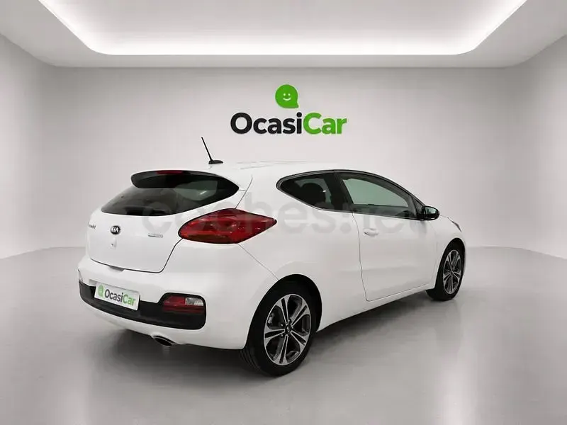 Usado Kia ProCeed 120 CV (88 kW) 2017 Blanco Utilitario