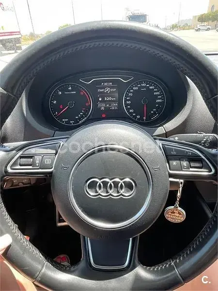 Usado Audi A3 150 CV (110 kW) 2015 Rojo Berlina