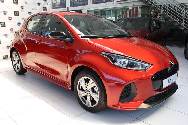 Rojo Nuevo 2025 Mazda 2 Exclusive-Line Utilitario | 20.500 € (Precio justo) - Imagen 1/4