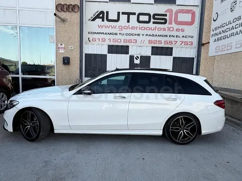 Usado Mercedes C220 AMG line 170 CV (125 kW) 2016 Blanco Familiar
