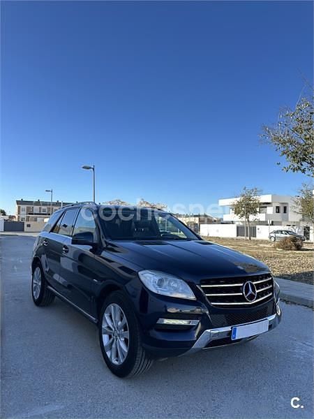 Azul Usado 2013 Mercedes ML250 SUV | 16.800 € (Precio justo) - Imagen 1/4